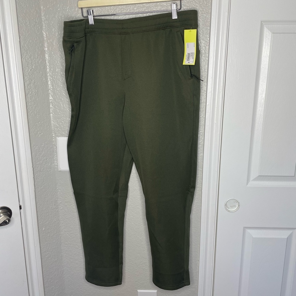 All in Motion Zippered Workout Pants Size XL NEW Sporty Athletic Workout Travel